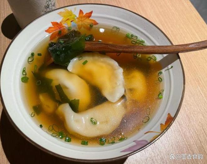 馅料一半在蘸料饺子蘸料段位里的美食江湖麻